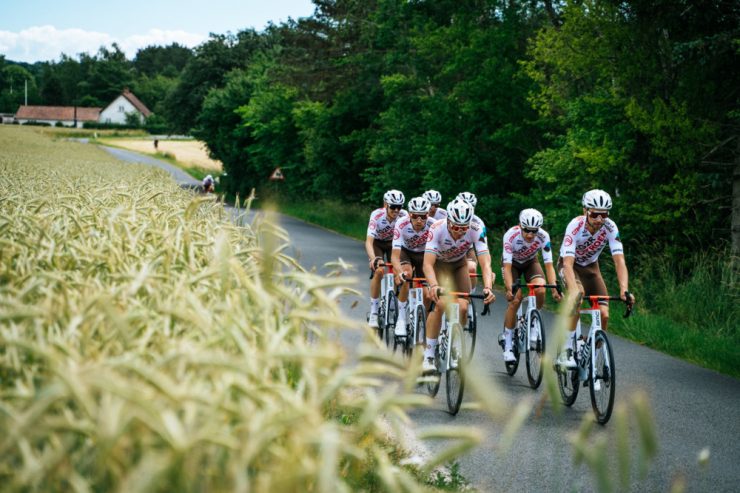 Radsport / „Positiv, mit einer leichten Viruslast“: Jungels für die Tour fraglich