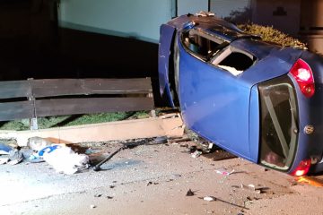 Sanem / Fahrer entzieht sich Polizeikontrolle – Verfolgung endet mit Unfall und vier Verletzten