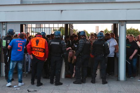 Fußball / Champions-League-Chaos: „Verkettung von Störungen“ und „Vorbereitungsfehlern“