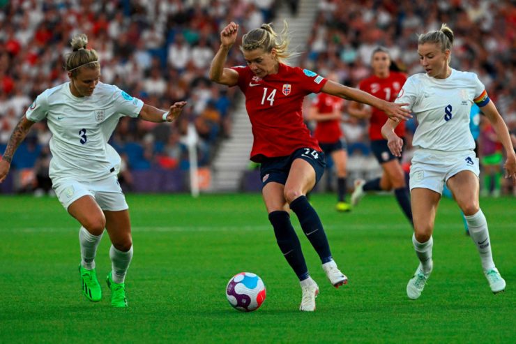 Fußball / Mehr Geld für die Frauen: Der Kampf von Rapinoe, Hegerberg und Co.