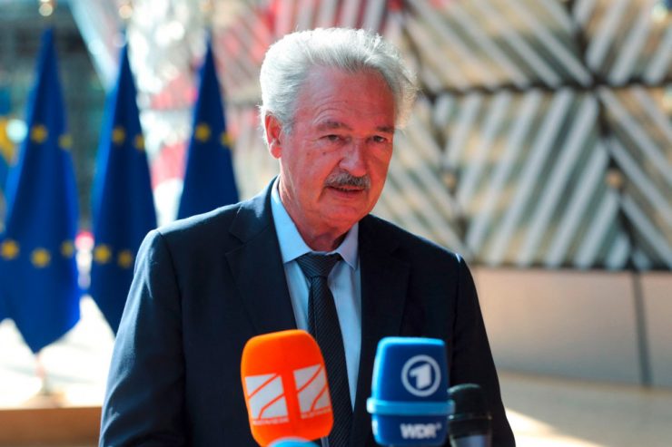 Ukraine-Krieg / Trotz wachsender Zweifel: Neue EU-Sanktionen gegen Russland