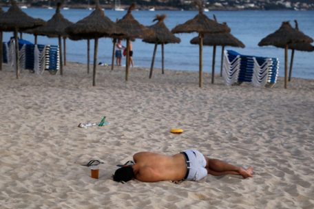 Urlaubsziel / „Anti-Sauftourismus-Gesetz“: Acht Lokale auf Mallorca dichtgemacht – weitere sollen folgen