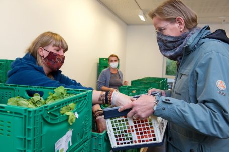 Foodsharing in Junglinster im Oktober 2021: Damals schon mahnten die Verantwortlichen der gleichnamigen Plattform, dass sich die Zahl der Menschen, die in Luxemburg auf Lebensmittelspenden angewiesen seien, in der Pandemie deutlich erhöht habe