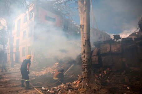 Ukraine-Krieg / Kiew und Moskau bezichtigen sich gegenseitig gefährlicher Aktionen an Atomkraftwerk