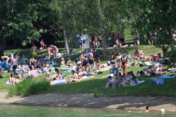 Polizei / Parkplätze rund um Stausee erneut komplett belegt – Autofahrer sollen den Bereich meiden