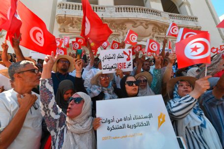Tunesien / Abschied von der Demokratie? Präsident Kais Saied lässt über neue Verfassung abstimmen