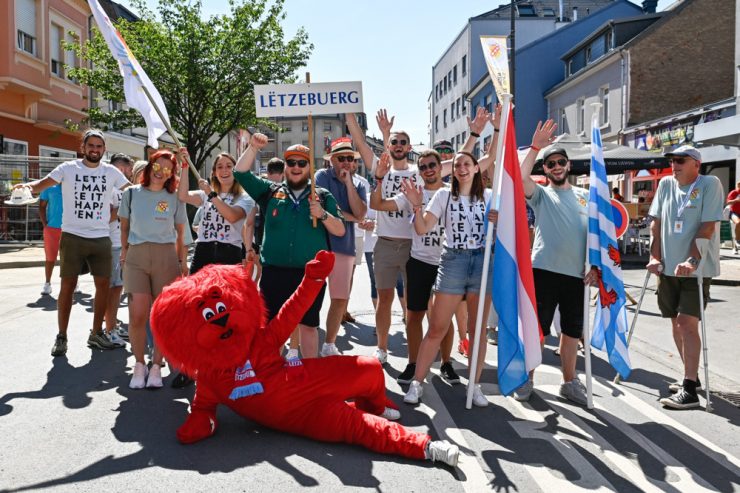 Esch2022 / Das Eurofestival ist eröffnet – mit einer bunten Parade in Schifflingen