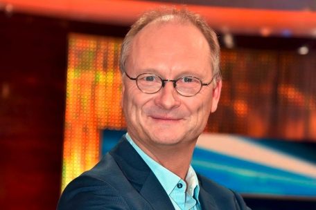 Sven Pl&ouml;ger ist Diplom-Meteorologe und einer der bekanntesten Wettermoderatoren Deutschlands