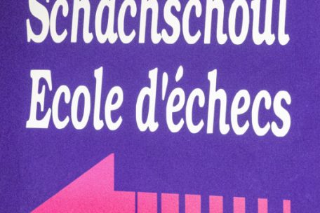 Dreimal die Woche l&auml;dt der Verein zur Schachschule ein