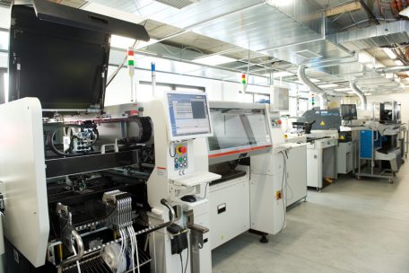 Genutzt werden k&ouml;nnten diese Maschinen auch, um Smartphones herzustellen 