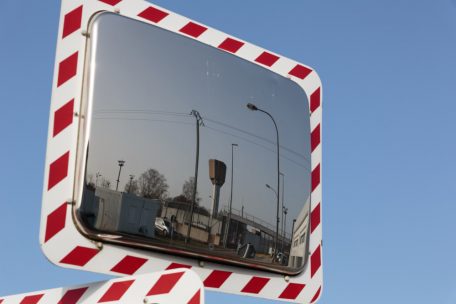 Strafvollzug / „Eran, eraus … an elo?“ erneuert Forderung nach Arbeiterstatut für Häftlinge