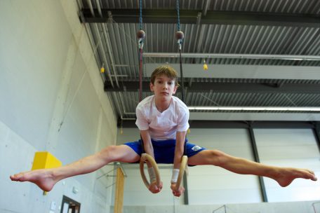 F&uuml;nfmal pro Woche trainiert der 12-J&auml;hrige bei seinem Turnverein, der Aurore Oetringen; an den beiden anderen Wochentagen ist Schachtraining angesagt
