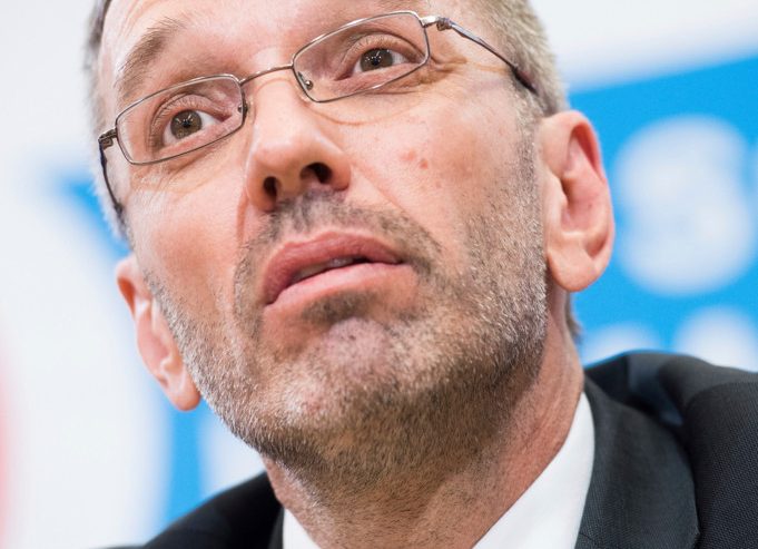 Österreich / Suiziddrama im FPÖ-Intrigantenstadel