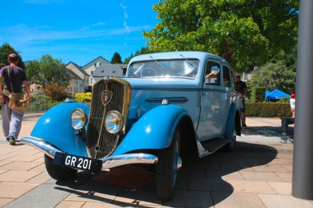 Autos / Nostalgie auf Rädern: Vintage Cars & Bikes in Steinfort