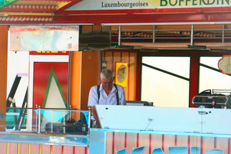 Die Kosten für Lebensmittel, Frittieröl, Kraftstoffe und Strom setzen vielen Schaustellern zu