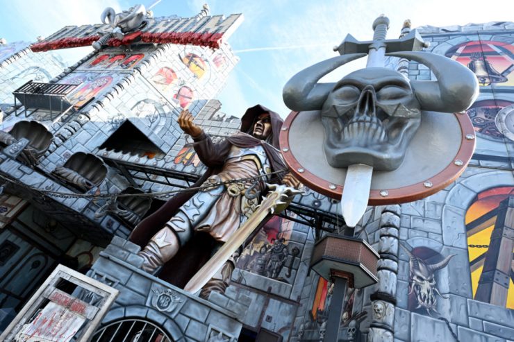 Schobermesse / Gruseln auf vier Ebenen: Die größte mobile Geisterbahn gastiert in der Hauptstadt