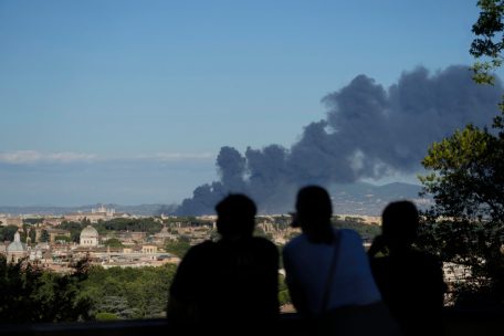 Hintergrund / Italiens bedrohliche Armut: Inmitten der Inflation und vor den Wahlen liefern Statistiken ein düsteres Bild