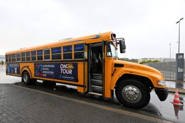 Unternehmen / Ein Bus für die Digitalisierung