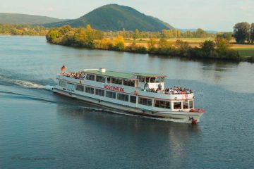 Nationales und Europäisches Symbol / Marie-Astrids Rückkehr braucht Zeit