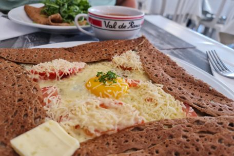 22 Euro f&uuml;r ein Zwei-G&auml;nge-Men&uuml; inklusive Cidre und Kaffee 