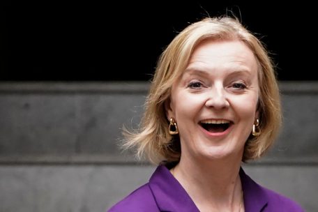 „Liefern, liefern, liefern“ / Die designierte britische Premierministerin Liz Truss verspricht Steuersenkungen und Staatshilfen
