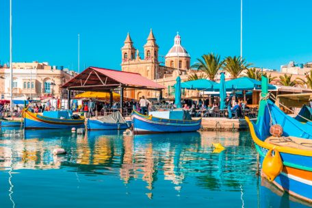 Bunt, stabil und seetüchtig sind die Luzzus im Fischerdorf Marsaxlokk