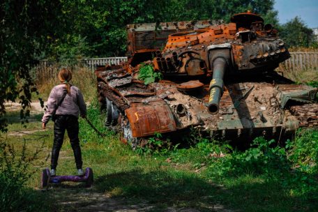 Ukraine-Krieg  / Russland kann die Front nicht halten – Kiew meldet Durchbruch an mehreren Stellen