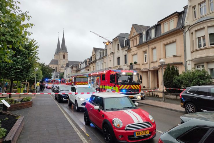 Esch / Dachstuhl brannte am frühen Samstagmorgen in der Spitalstraße