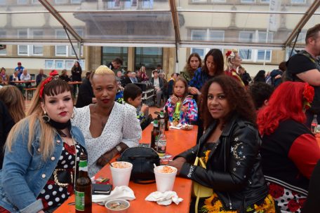 Nadia, Ana und Tatiana (v.l.) sind dem Rock’n’Roll verfallen