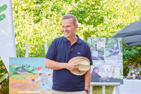 Marc Hoffmann, Marketing-Direktor von Cactus, stellt die zweite Zusammenarbeit in Folge zwischen der Luxemburger Supermarktkette, Sternekoch René Mathieu und seinem Geschäftspartner Mario Willems vor 