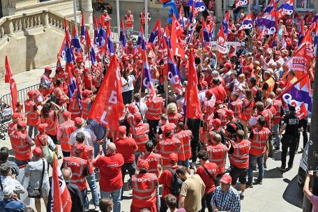 OGBL-Protest vor der Chamber am 15. Juni