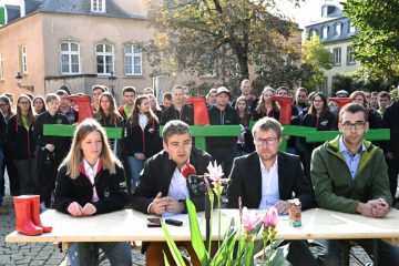 „Aktioun roude Stiwwel“ / Jugendverbände setzen ein Zeichen gegen das „ungebremste Sterben von Bauernbetrieben“