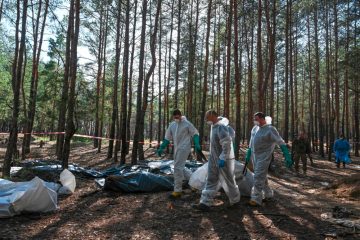 UKraine-Krieg / Selenskyj wirft Moskau „Nazi“-Praktiken vor