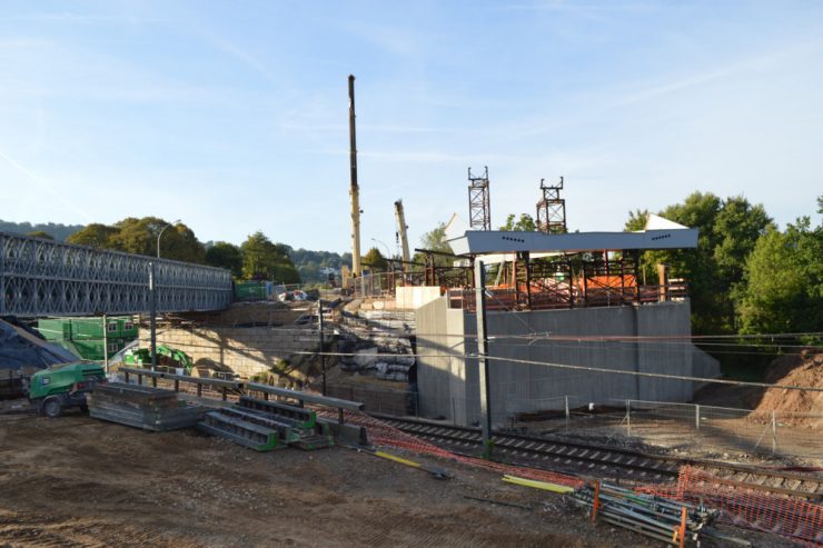 Infrastruktur / Die neue Brücke bei Colmar-Pont nimmt langsam Form an