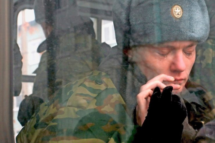 Ukraine-Krieg / Panik und Protest – wie Russland mit Putins Teilmobilmachung kämpft