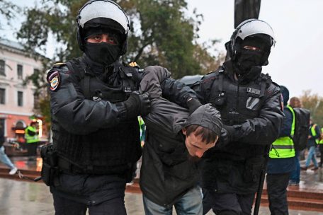 St. Petersburg am Samstag: Wer protestiert, wird festgenommen