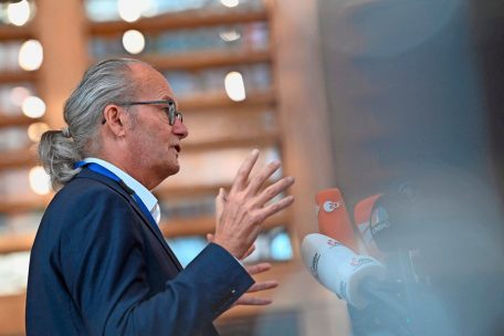 Energiekrise / EU führt Robin-Hood-Abgabe ein