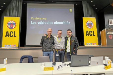 Das ACL-Team – Frank Maas, Denis Hubert und Antonio da Palma – versorgte die Anwesenden mit allem, was man zur E-Mobilität wissen sollte