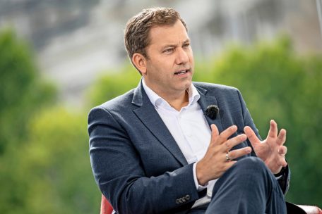 Im Gespräch / SPD-Vorsitzender Lars Klingbeil: „Es muss ein Ruck durch alle politischen Ebenen gehen“