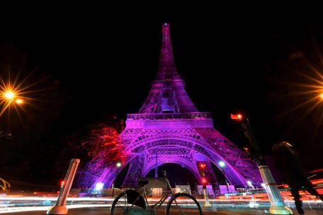 Nicht nur Luxemburg tr&auml;gt Pink: Weltweit beteiligen sich Beh&ouml;rden, Vereinigungen und Institutionen an Kampagnen, um die Sensibilit&auml;t f&uuml;r Brustkrebs zu st&auml;rken