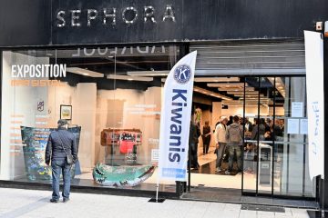 Ausstellung in Esch / Wenn Schrott zur Kunst wird und Kindern hilft: Ausstellungsstücke werden Ende Oktober versteigert