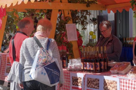 Vianden / Auf die Nuss gekommen: Tausende Besucher bei „Veiner Nëssmoort“