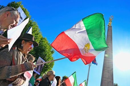 Luxemburg / Bei der „Gëlle Fra“: Solidarität mit den Menschen im Iran