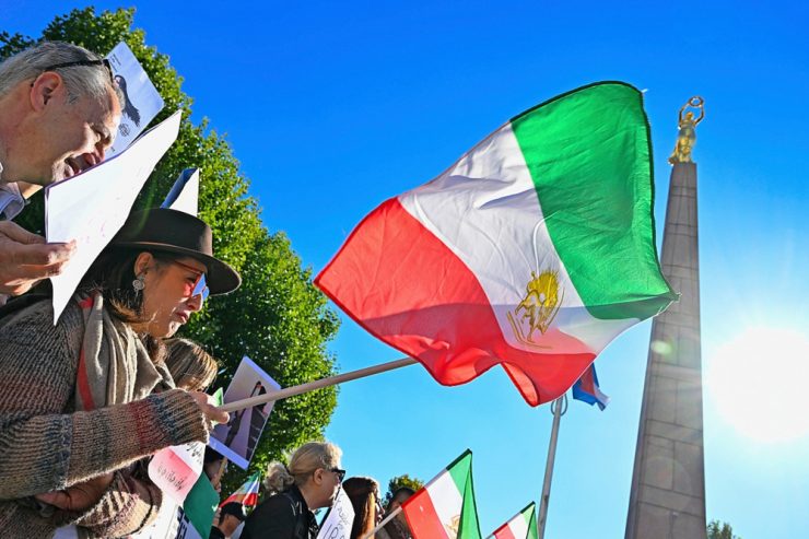 Luxemburg / Bei der „Gëlle Fra“: Solidarität mit den Menschen im Iran