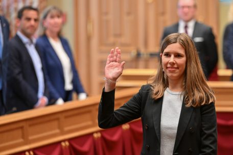 Parlament / Elisabeth Margue tritt Nachfolge von Viviane Reding an und wird als Abgeordnete vereidigt