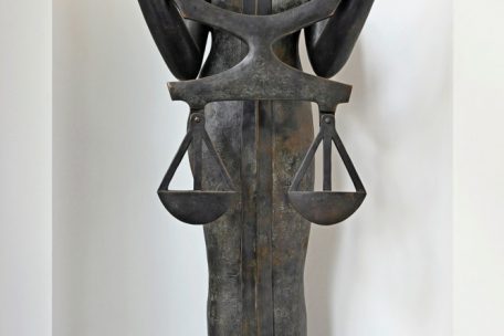 Justiz / Staatsanwaltschaft fordert 30 Jahre Haft für tödlichen Schuss aus Polizeiwaffe