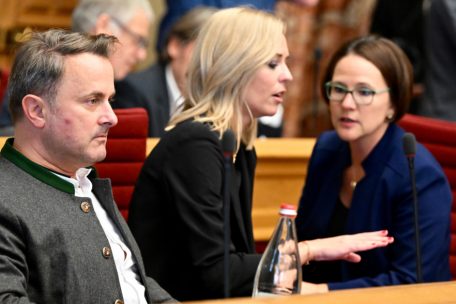 Rede zur Lage der Nation / Etgen contra Clement: Fortsetzung der Debatten mit einem Schuss Dicks