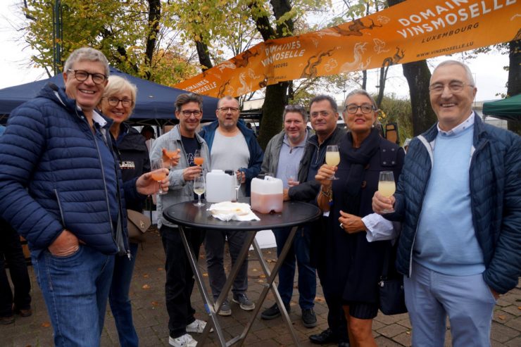 Schengen / „Hunnefeier“ zum Ende der Lese: Man muss auch mal Wein sagen können