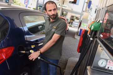 Spritpreise / Diesel legt um weitere 3,6 Cent zu und kratzt an Rekordmarke – Absturz von 9,6 Cent bei 98er