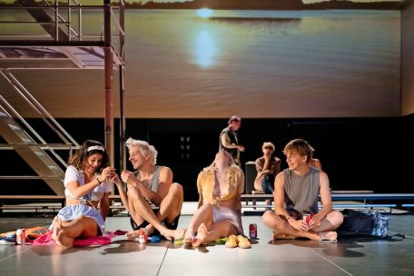 Théâtre / Ennui(s) en série: „Leurs enfants après eux“ de Nicolas Mathieu dans une mise en scène collective